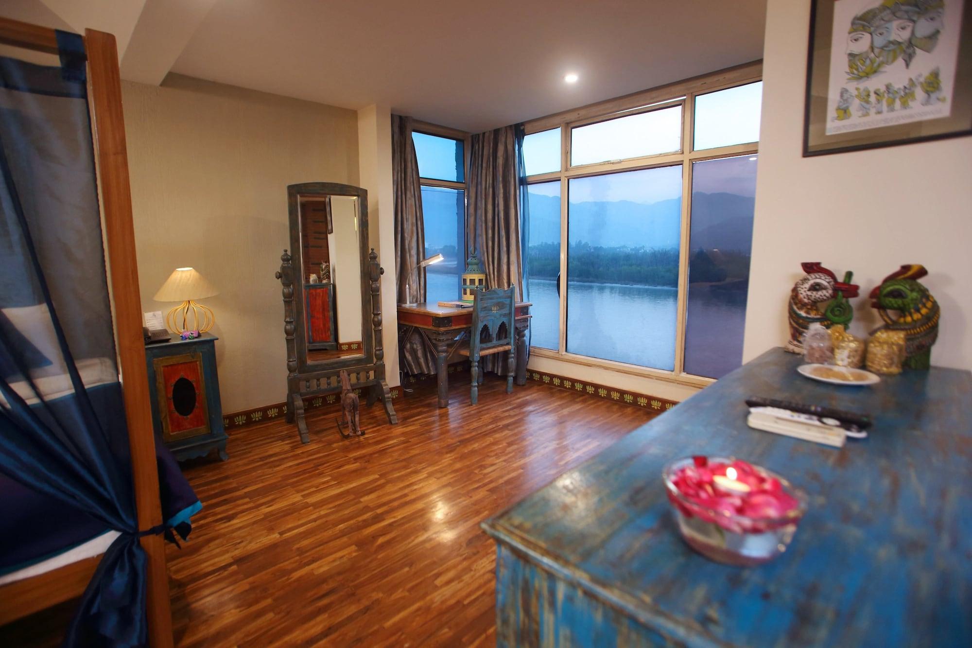 Ganga Kinare- A Riverside Boutique Resort, Rishīkesh Екстериор снимка