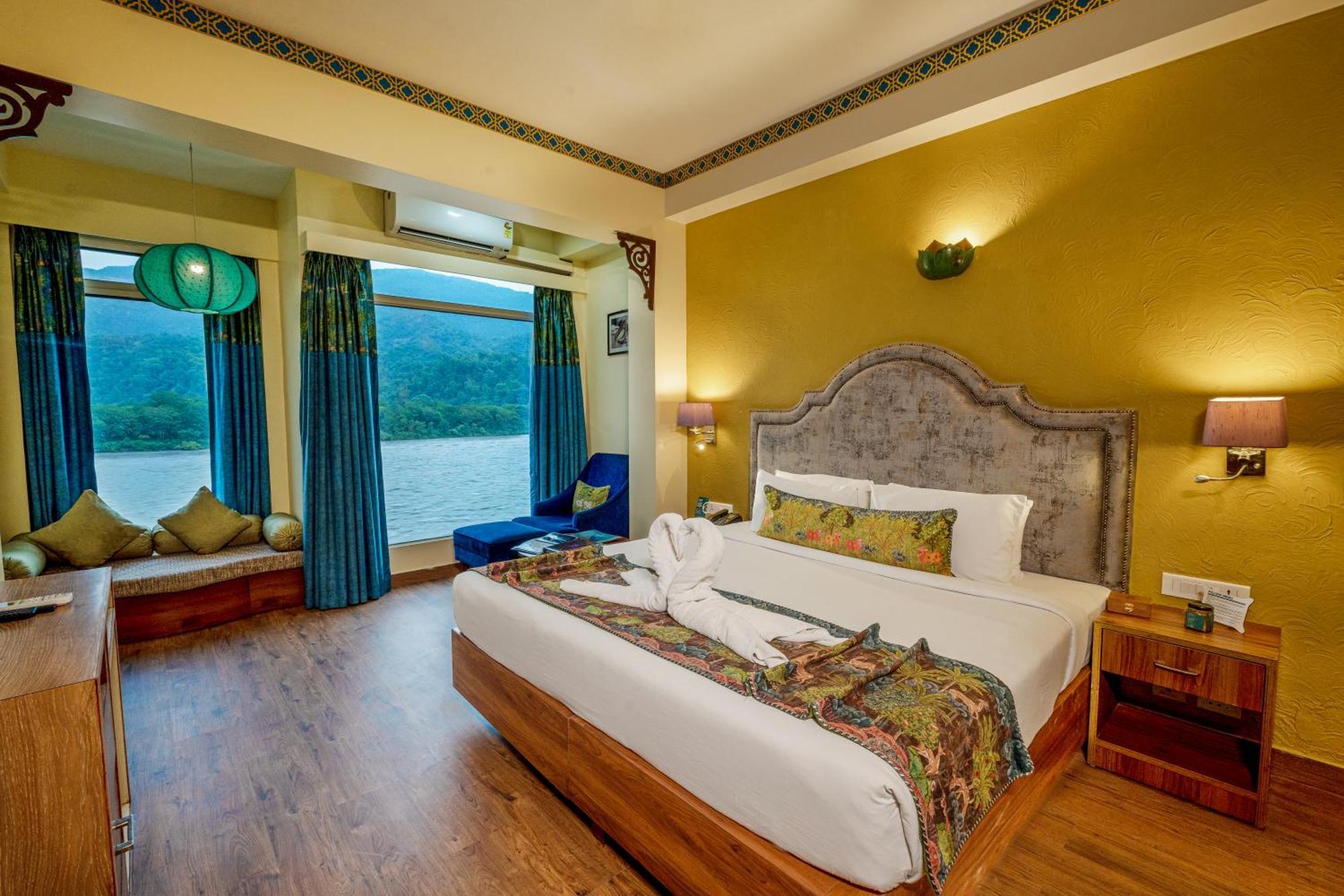 Ganga Kinare- A Riverside Boutique Resort, Rishīkesh Екстериор снимка