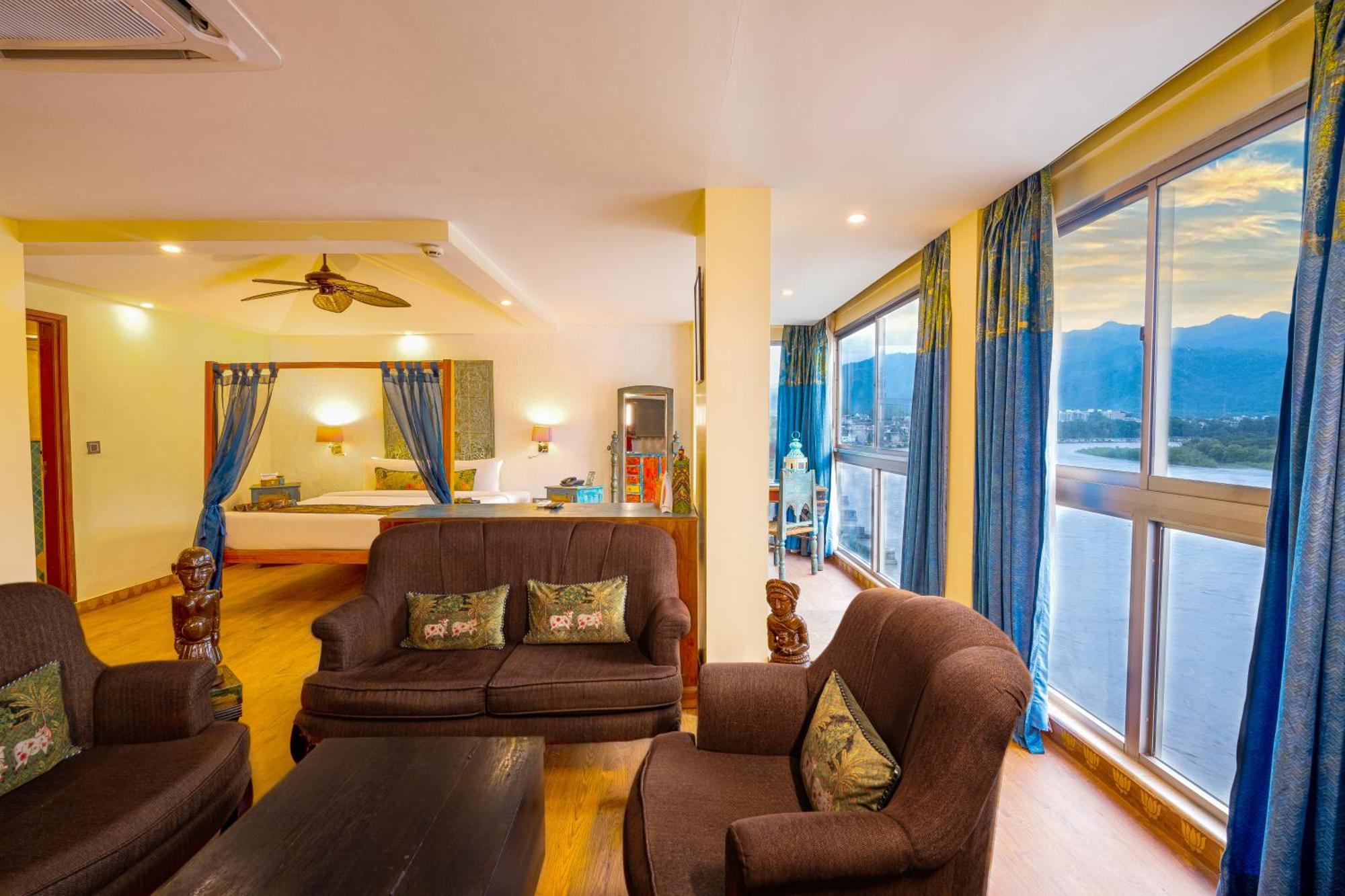 Ganga Kinare- A Riverside Boutique Resort, Rishīkesh Екстериор снимка