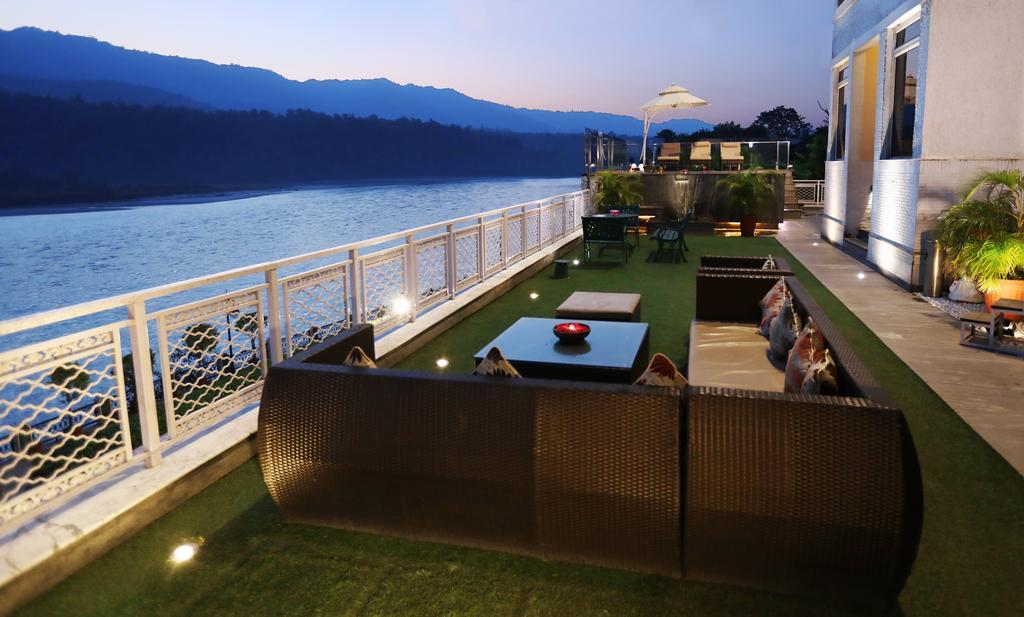 Ganga Kinare- A Riverside Boutique Resort, Rishīkesh Екстериор снимка